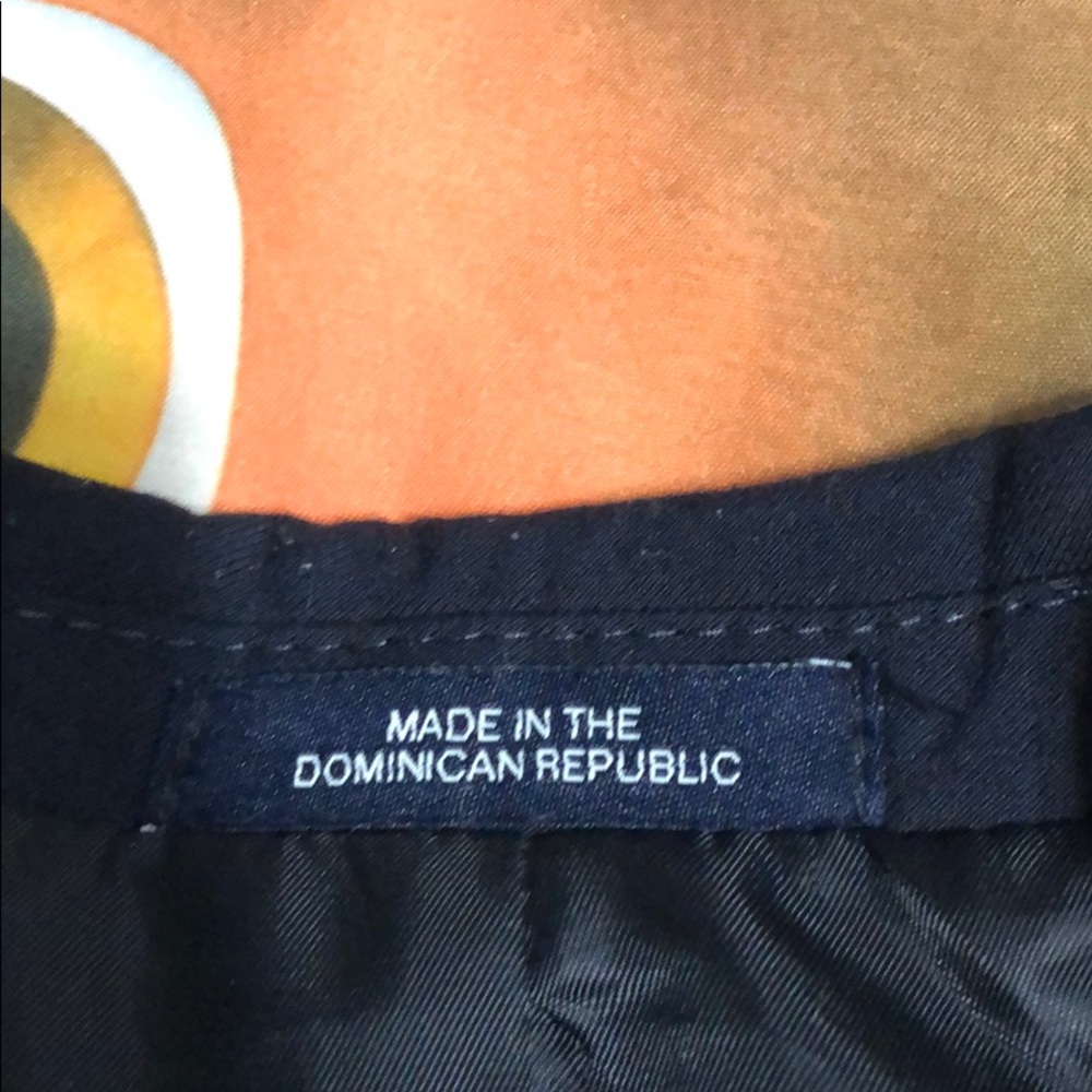 Blazer - Picture 3 of 5